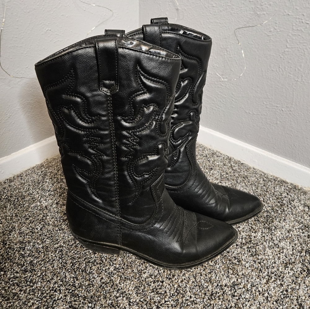 Black Cowgirl Boots